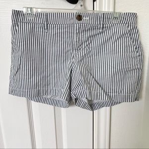 Old Navy vertical stripes shorts